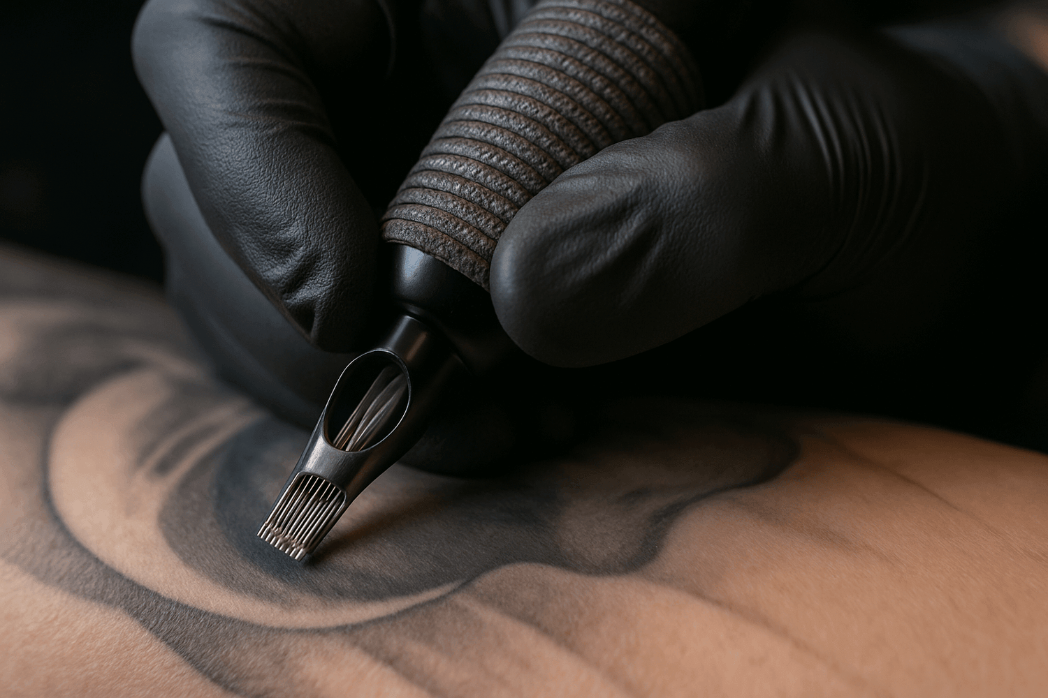 Curved Magnum Needles: Mastering Smooth Shading Techniques